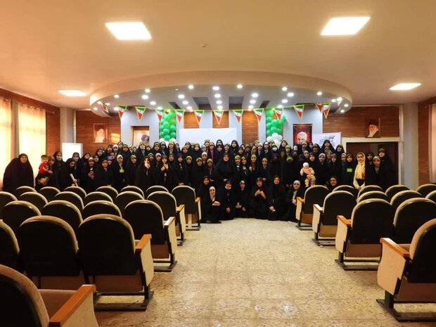 کارگاه مدرسه انقلاب دختران گلستان برگزار شد